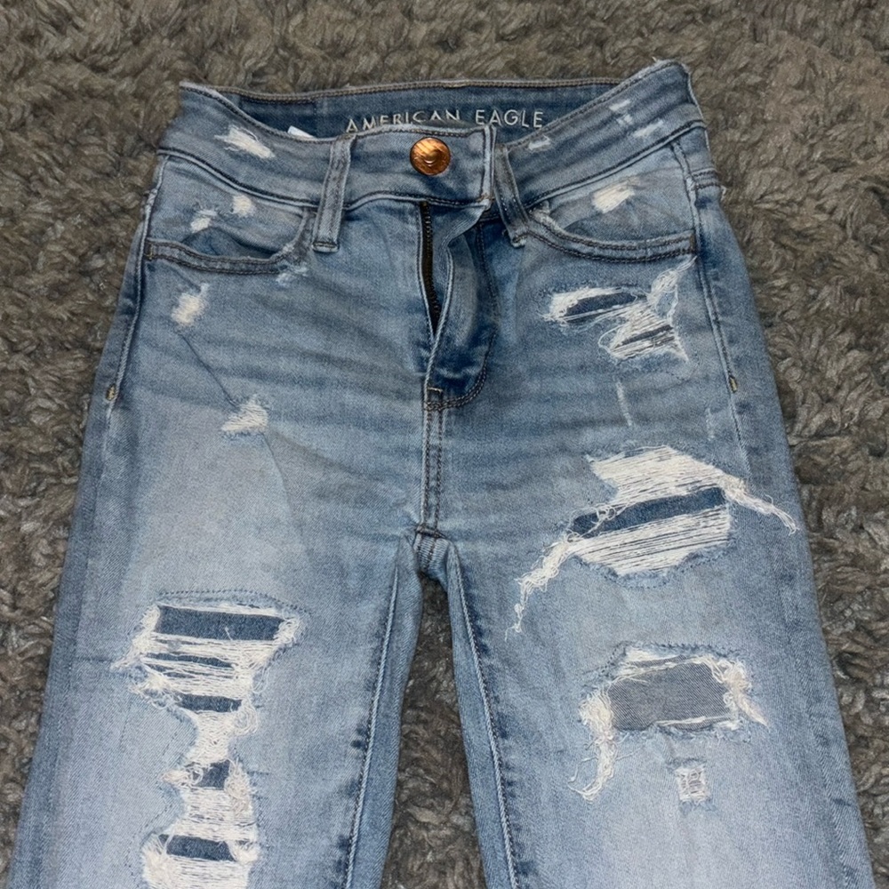 Ripped AMERICAN EAGLE JEANS